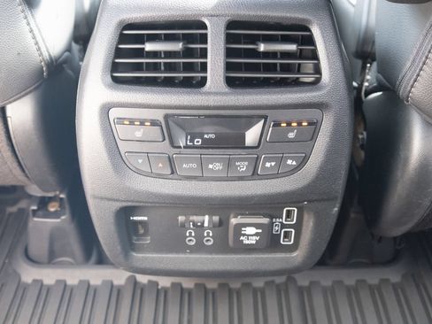 Used 2022 Honda Pilot Touring image 19