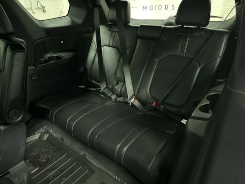 Used 2025 Honda Pilot TrailSport image 25