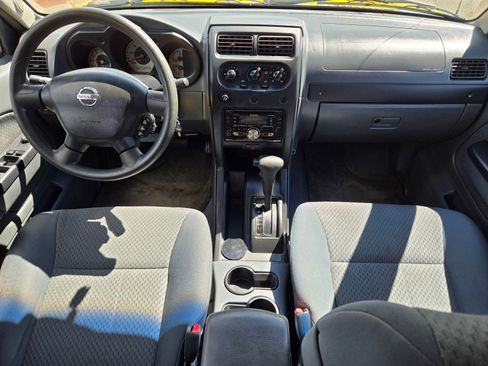 Used 2004 Nissan Xterra XE RWD image 17