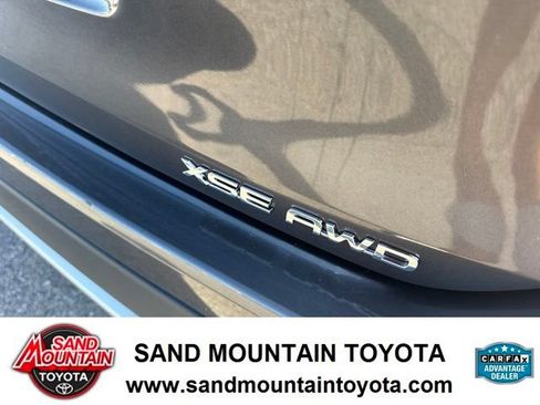 Used 2025 Toyota Highlander XSE AWD/4WD image 9