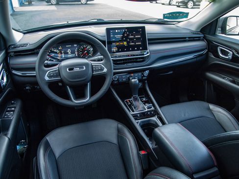 Used 2022 Jeep Compass Trailhawk w/ Sun and Sound Group image 28