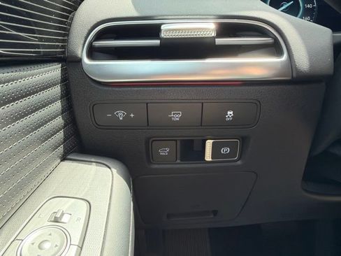 Used 2025 Hyundai Palisade Calligraphy AWD/4WD image 12