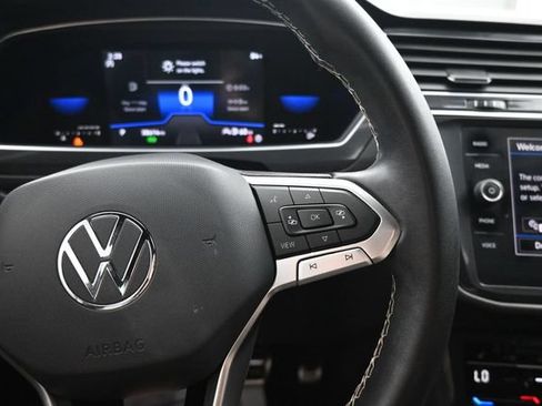 Used 2023 Volkswagen Tiguan SE R-Line FWD image 16