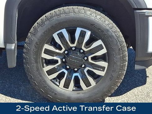 Used 2024 GMC Sierra 2500 Denali Ultimate AWD/4WD image 29