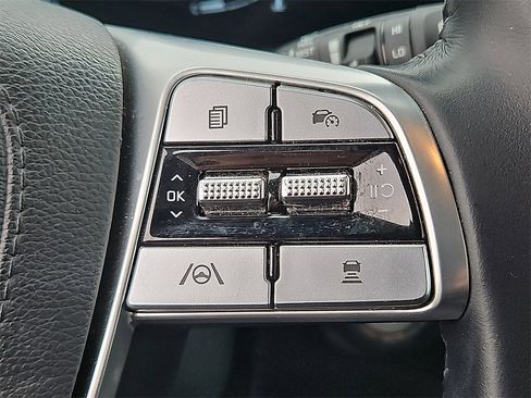 Certified 2024 Kia Telluride S image 24