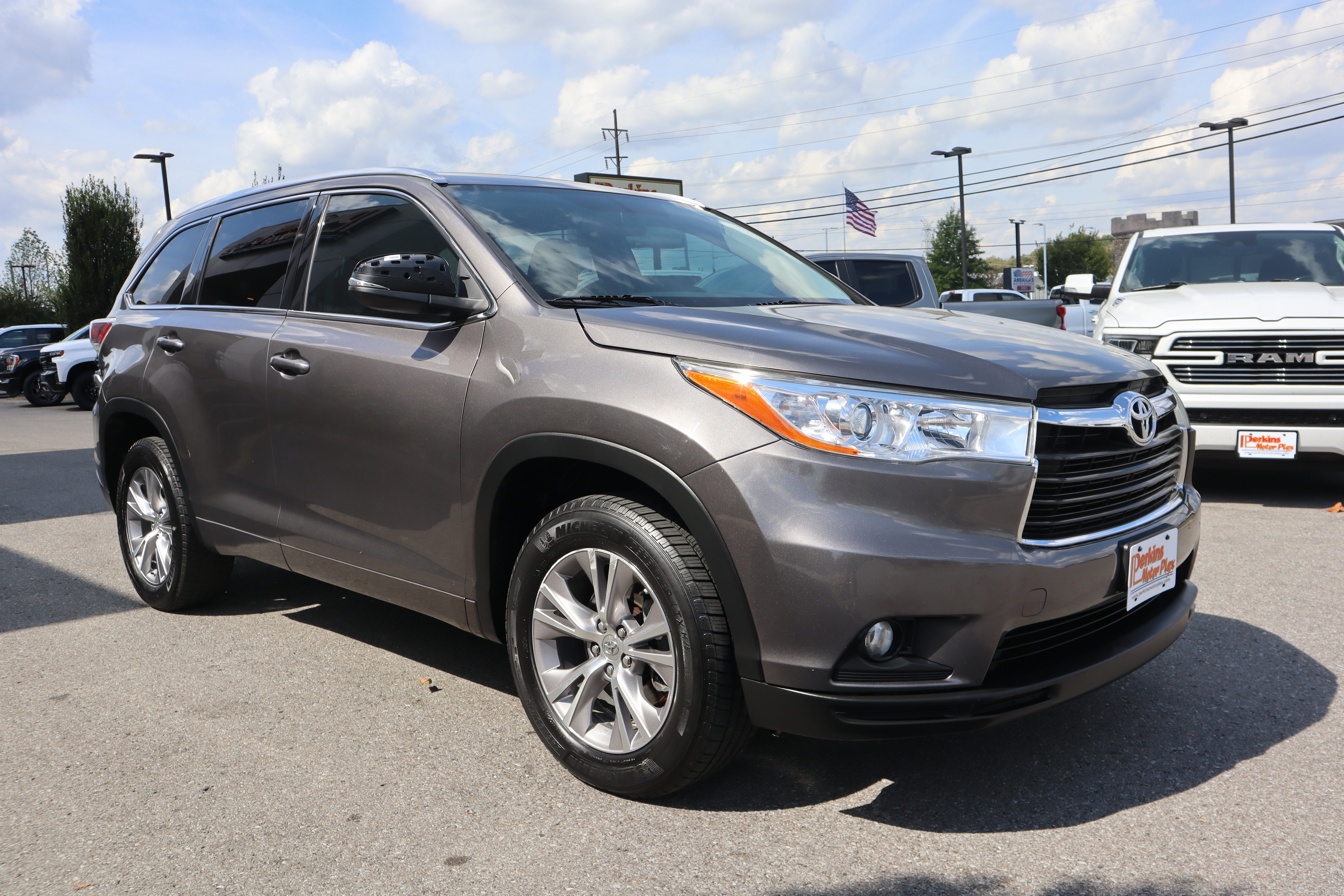 Used 2015 Toyota Highlander XLE FWD image 5