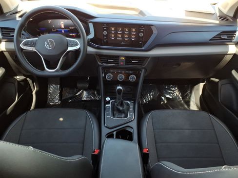 Certified 2023 Volkswagen Taos SE w/ Black Wheel Package image 23