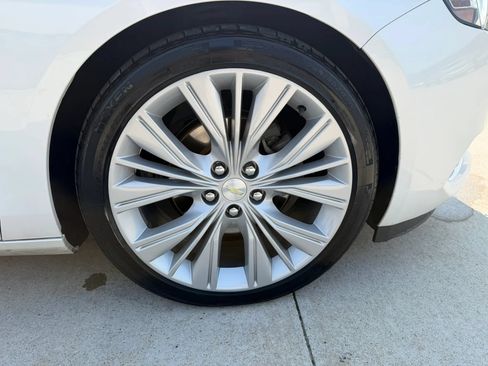 Used 2017 Chevrolet Impala Premier w/ Enhanced Convenience Package FWD image 72