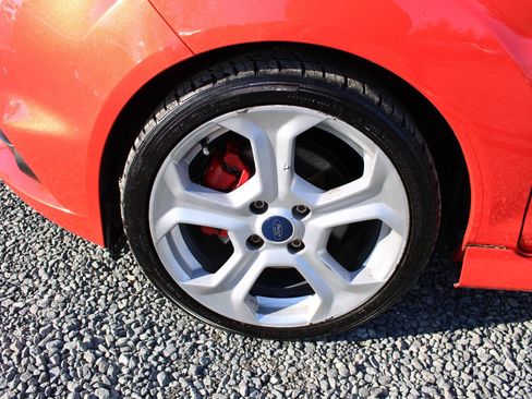 Used 2014 Ford Fiesta ST w/ ST Recaro Package image 27