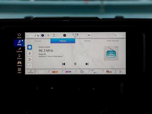 New 2026 Jeep Wrangler Unlimited Rubicon w/ Whitecap Package image 16