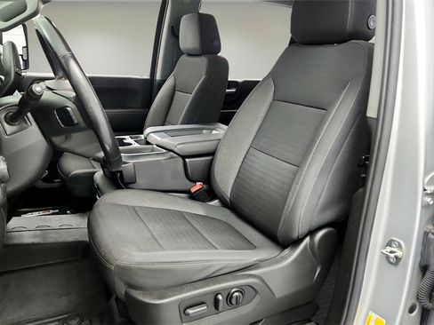 Used 2022 Chevrolet Silverado 2500 LT w/ Convenience Package image 24