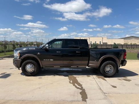 Used 2022 RAM 3500 Limited AWD/4WD image 6