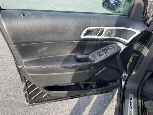 Used 2014 Ford Explorer Sport w/ Equipment Group 401A AWD/4WD image 13