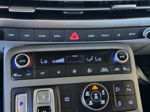 Used 2025 Hyundai Palisade SEL AWD/4WD image 23