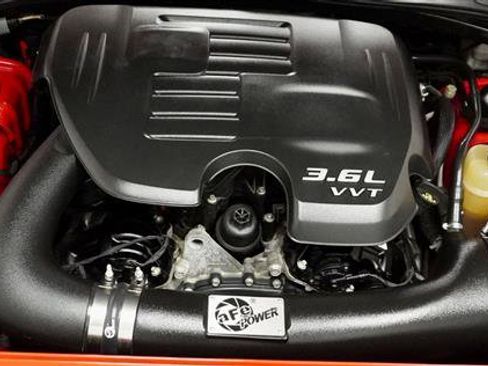 Used 2015 Dodge Challenger SXT Plus w/ Premium Sound Group image 35