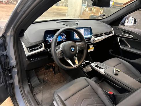 Used 2026 BMW X1 xDrive28i w/ Convenience Package AWD/4WD image 16