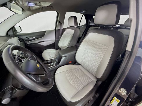 Used 2018 Chevrolet Equinox LT image 5