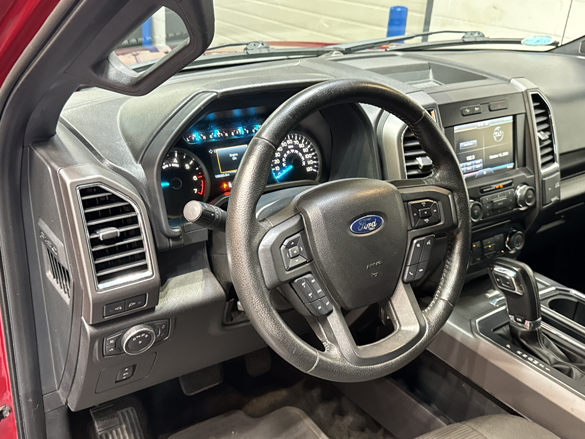 Used 2015 Ford F150 XLT w/ Equipment Group 301A Mid AWD/4WD image 19