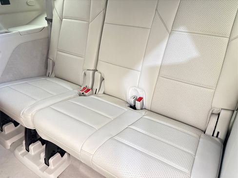 New 2025 Cadillac Escalade Sport Platinum image 12