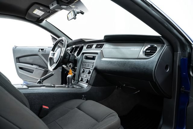 Used 2014 Ford Mustang GT RWD image 21