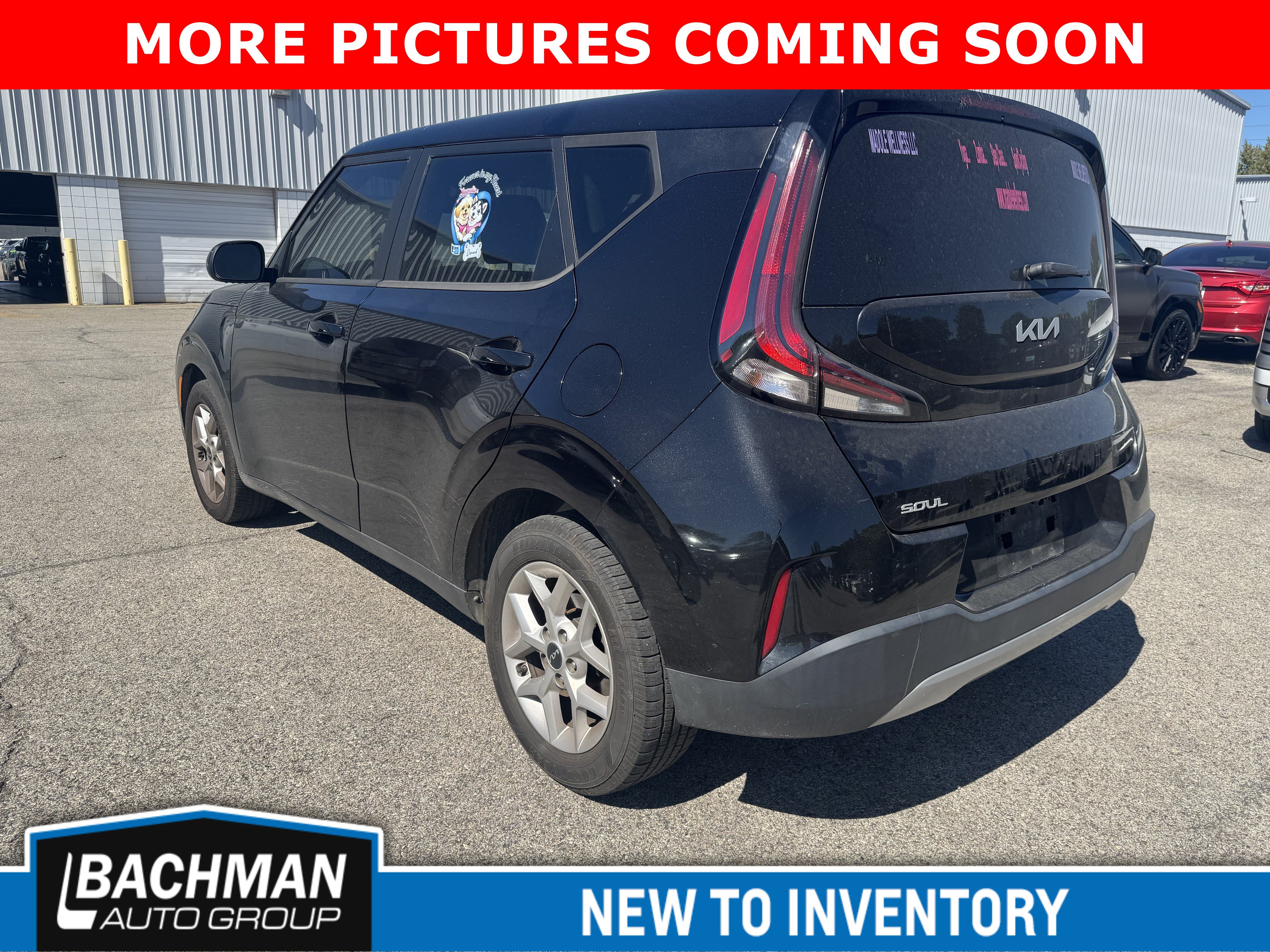 Used 2023 Kia Soul LX w/ LX Technology Package FWD image 5
