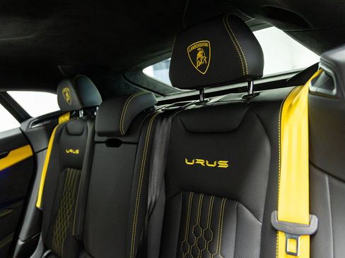 Used 2024 Lamborghini Urus S AWD/4WD image 41