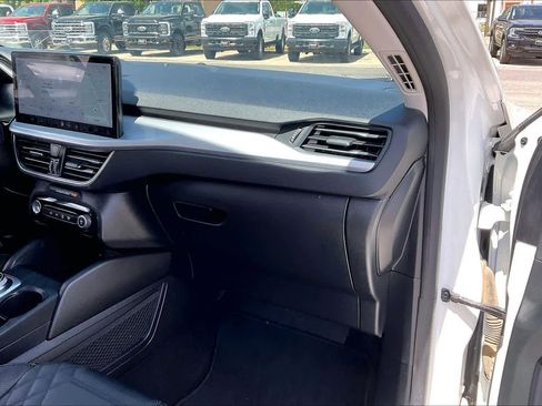 Used 2023 Ford Escape Platinum w/ Premium Technology Package image 19