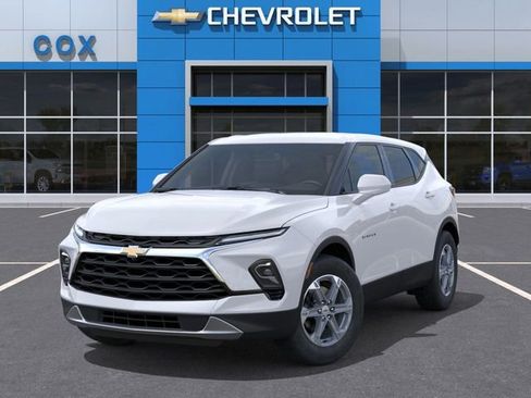 New 2026 Chevrolet Blazer LT image 6