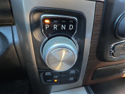 Used 2017 RAM 1500 Laramie w/ Convenience Group image 20