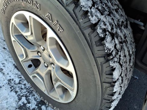 Used 2022 Jeep Cherokee Trailhawk w/ Trailer Tow Group image 29