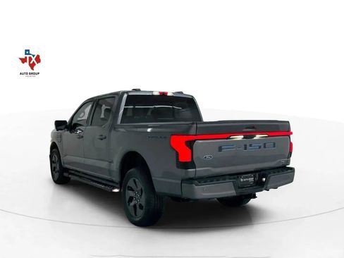 Used 2023 Ford F150 Lightning Lariat image 4