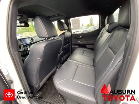 Certified 2020 Toyota Tacoma TRD Off-Road w/ TRD Premium Off Road Package AWD/4WD image 25