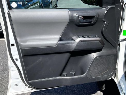 Used 2023 Toyota Tacoma SR5 RWD image 21