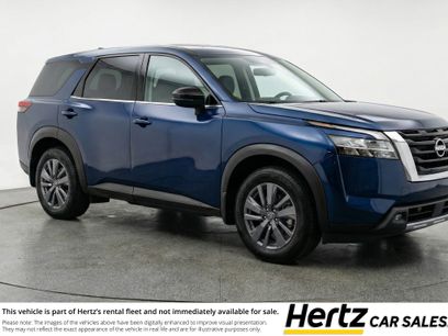 Used 2025 Nissan Pathfinder SV