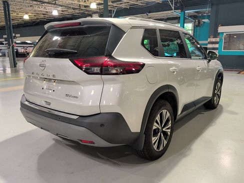 Used 2023 Nissan Rogue SV w/ SV Premium B Package AWD/4WD image 8