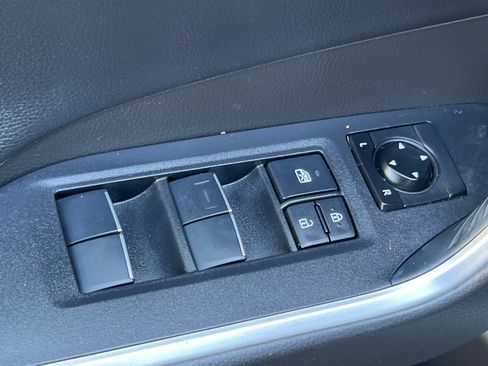 Used 2020 Toyota RAV4 XSE w/ XSE Grade Weather Package AWD/4WD image 13