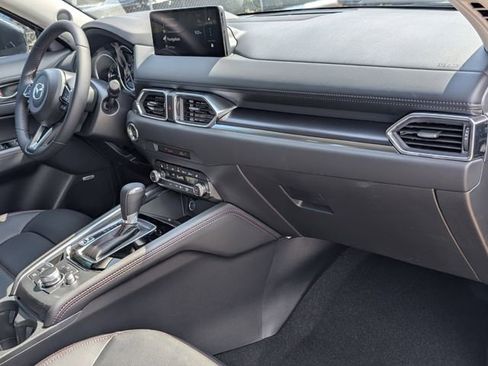 New 2025 MAZDA CX-5 Carbon Edition image 31