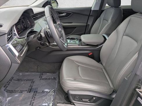 Used 2019 Audi Q8 Premium Plus w/ Premium Plus image 16