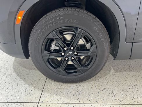 Used 2024 Chevrolet Blazer LT w/ Convenience Package FWD image 29