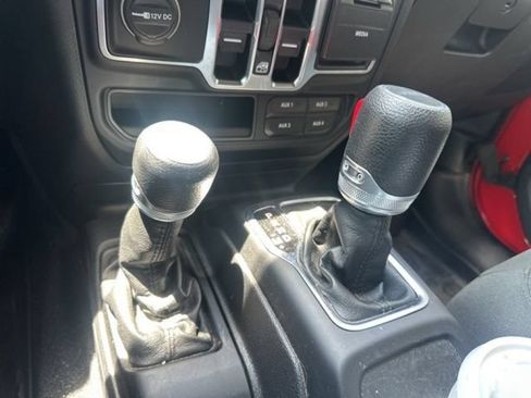 Used 2020 Jeep Gladiator Sport w/ Quick Order Package 24S AWD/4WD image 20