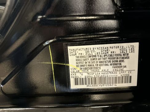 Used 2024 Nissan Sentra SV FWD image 34