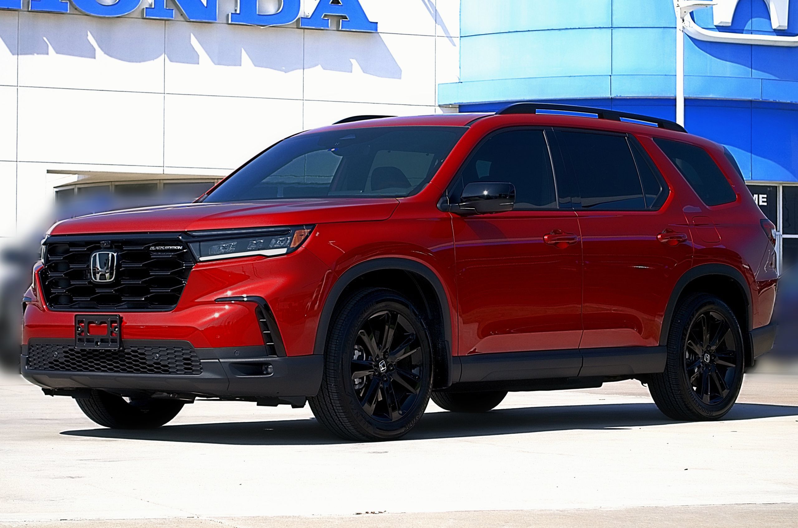 Used 2025 Honda Pilot Black Edition 360° Tour