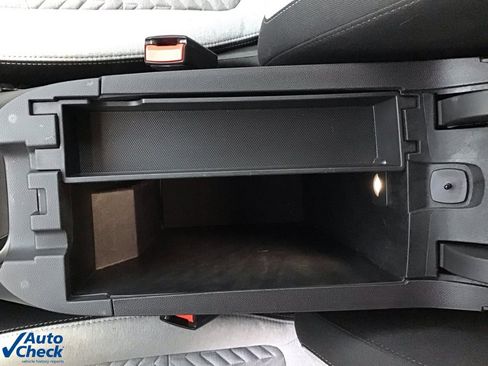 Used 2024 Chevrolet Equinox LS image 38