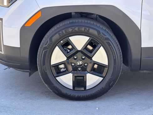 Certified 2025 Hyundai Santa Fe SEL image 7