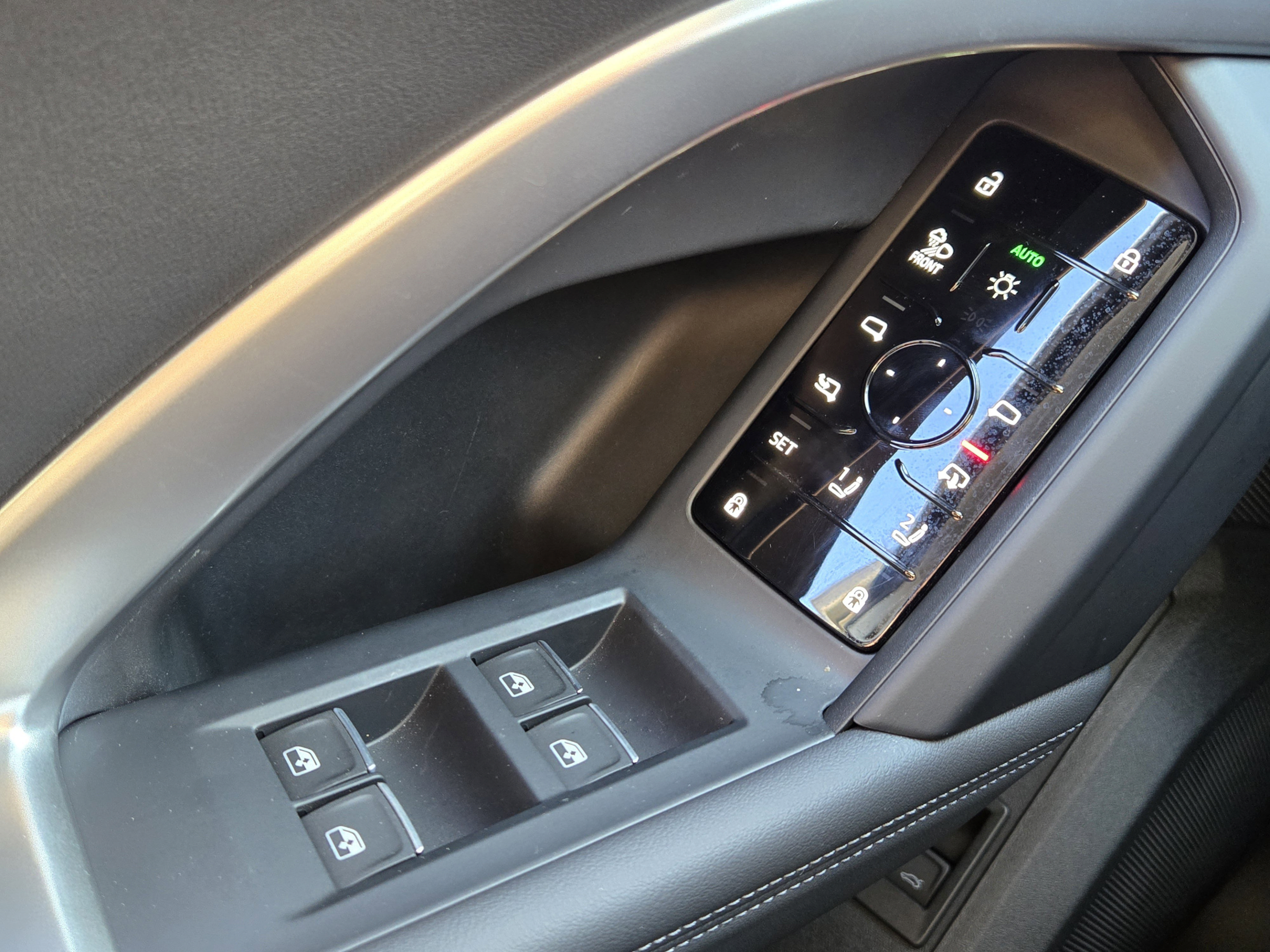 New 2025 Audi Q5 Premium AWD/4WD image 24