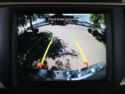 Used 2020 RAM 1500 Classic SLT w/ Luxury Group AWD/4WD image 33