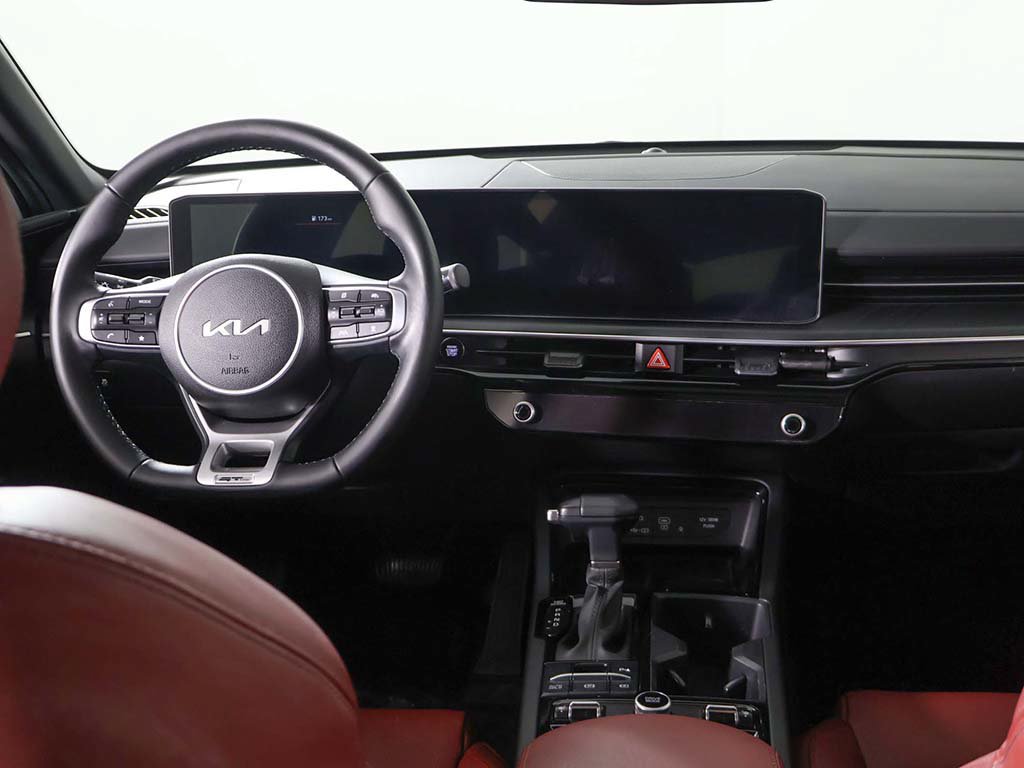 Used 2025 Kia K5 GT-Line w/ GT-Line Premium Package FWD image 33