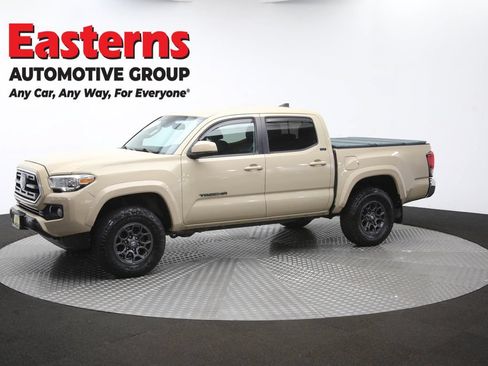 Used 2018 Toyota Tacoma SR5 AWD/4WD image 55