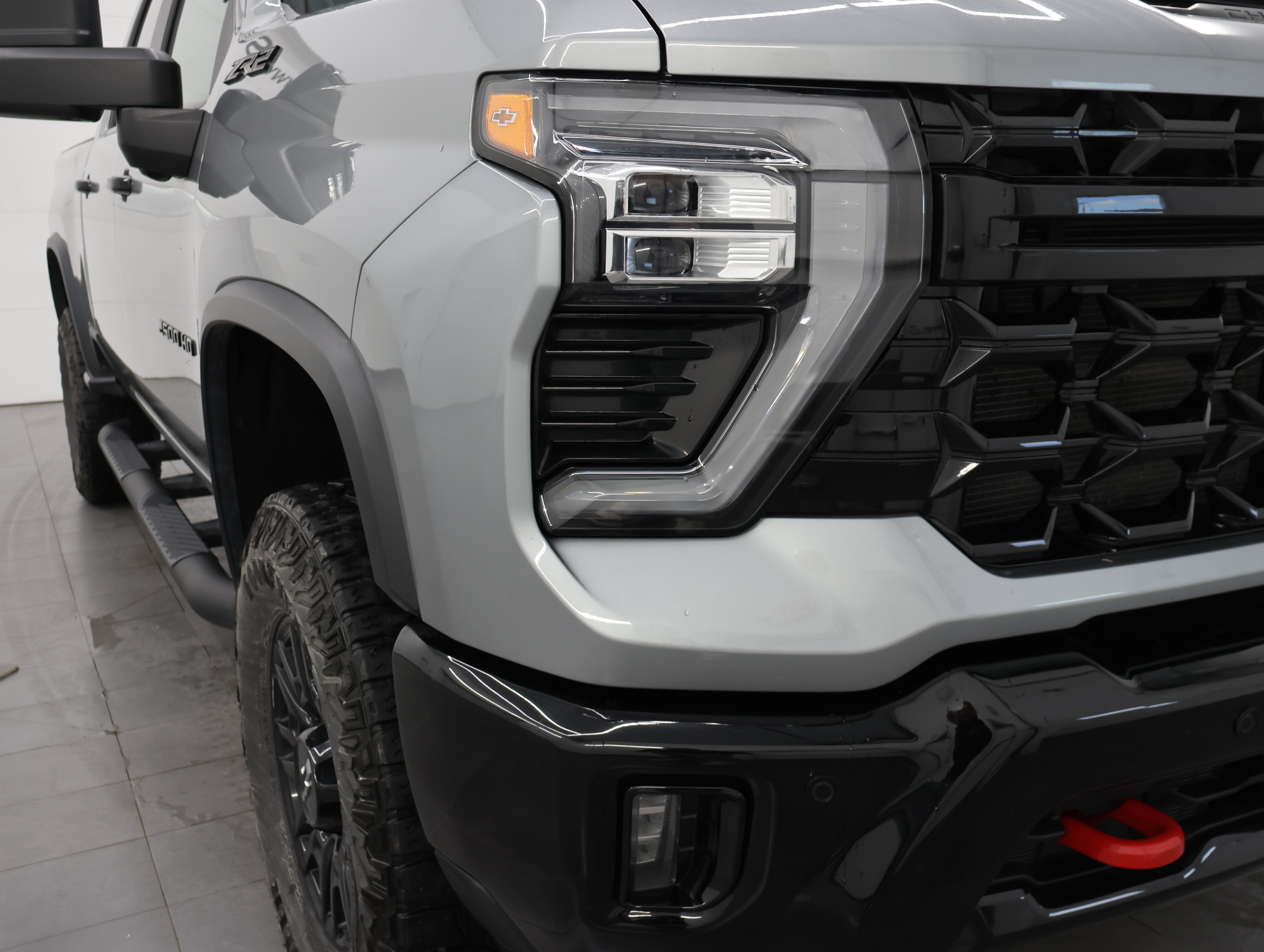 Used 2025 Chevrolet Silverado 2500 ZR2 w/ Technology Package AWD/4WD image 29