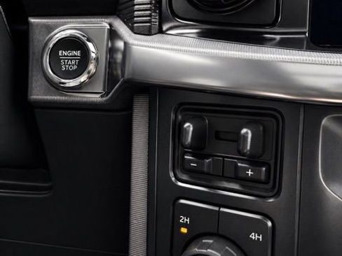 Used 2025 Ford F150 Platinum w/ Equipment Group 702A High AWD/4WD image 33